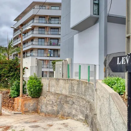 Levada Dos Piornais, A In Madeira * 丰沙尔