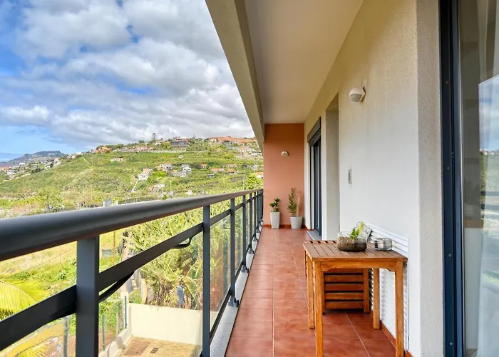 Levada Dos Piornais, A In Madeira 丰沙尔